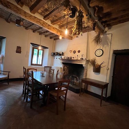 Вилла Borgo Fontanini Дзокка Экстерьер фото